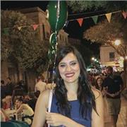 Laureata con ottime conoscenze della lingua inglese e italiana